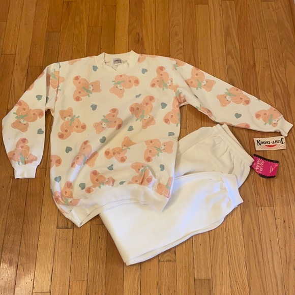 NWT set Teddy Bear heart and bows Sweatsuit Barbie pink style - Picture 2 of 14